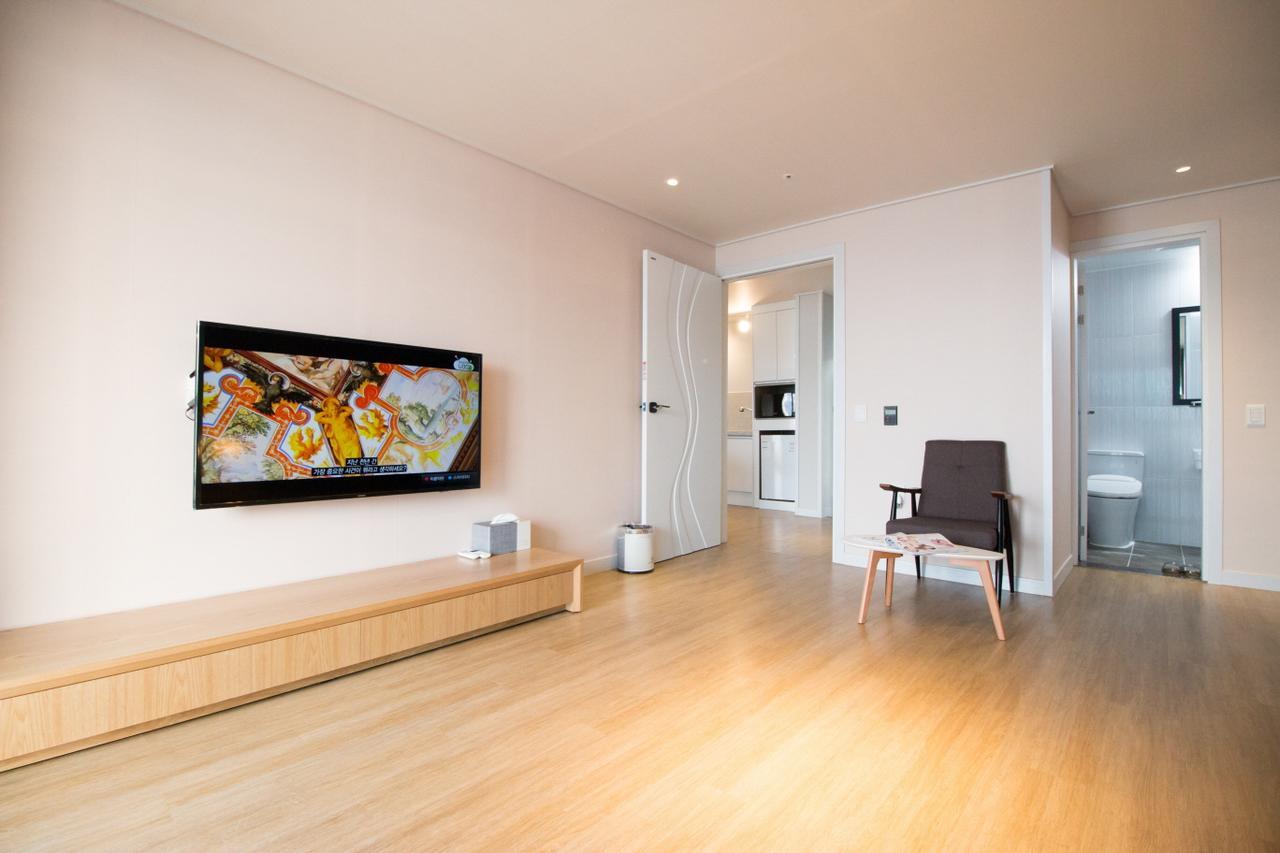 Lium Spa Hostel ヨス市 エクステリア 写真
