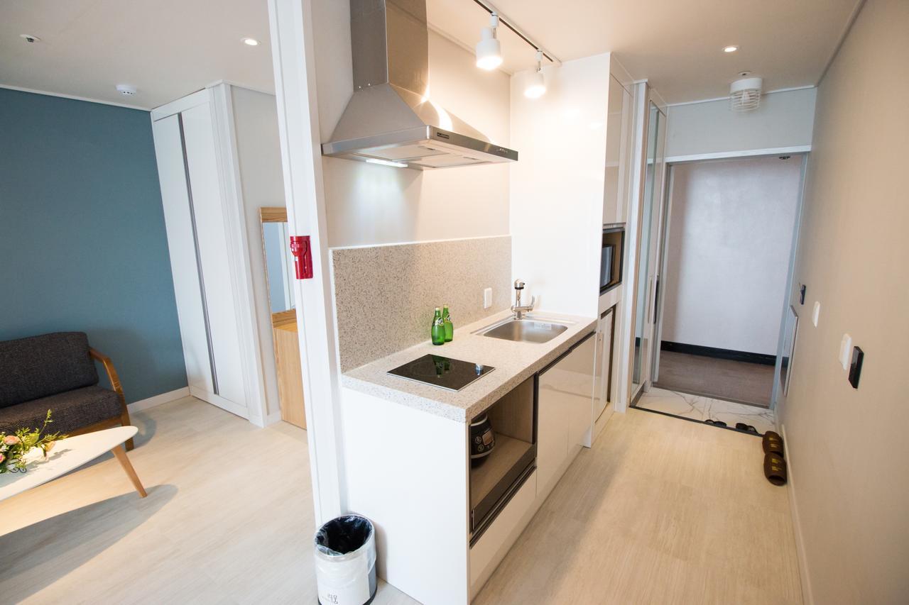 Lium Spa Hostel ヨス市 エクステリア 写真