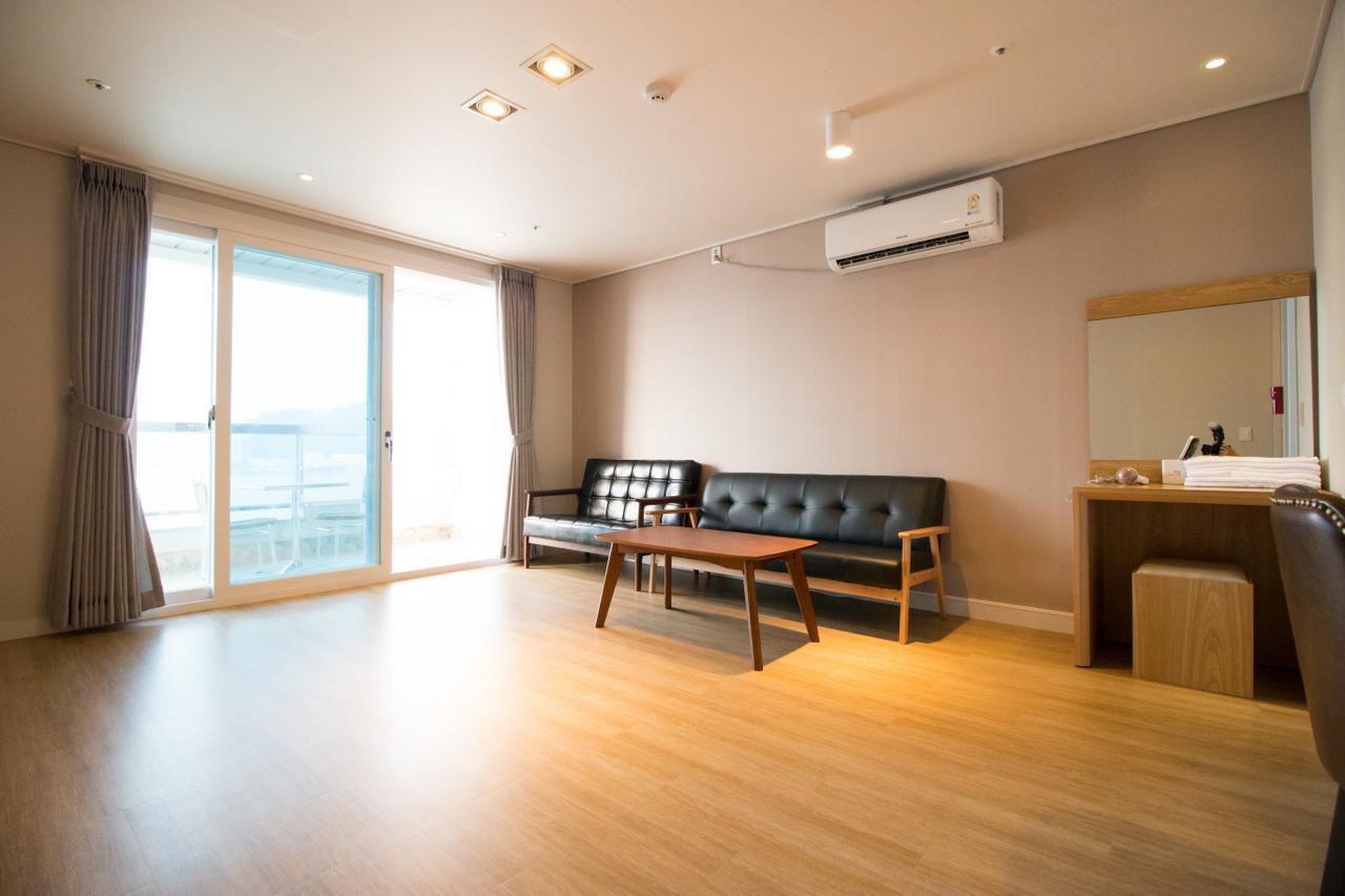 Lium Spa Hostel ヨス市 エクステリア 写真