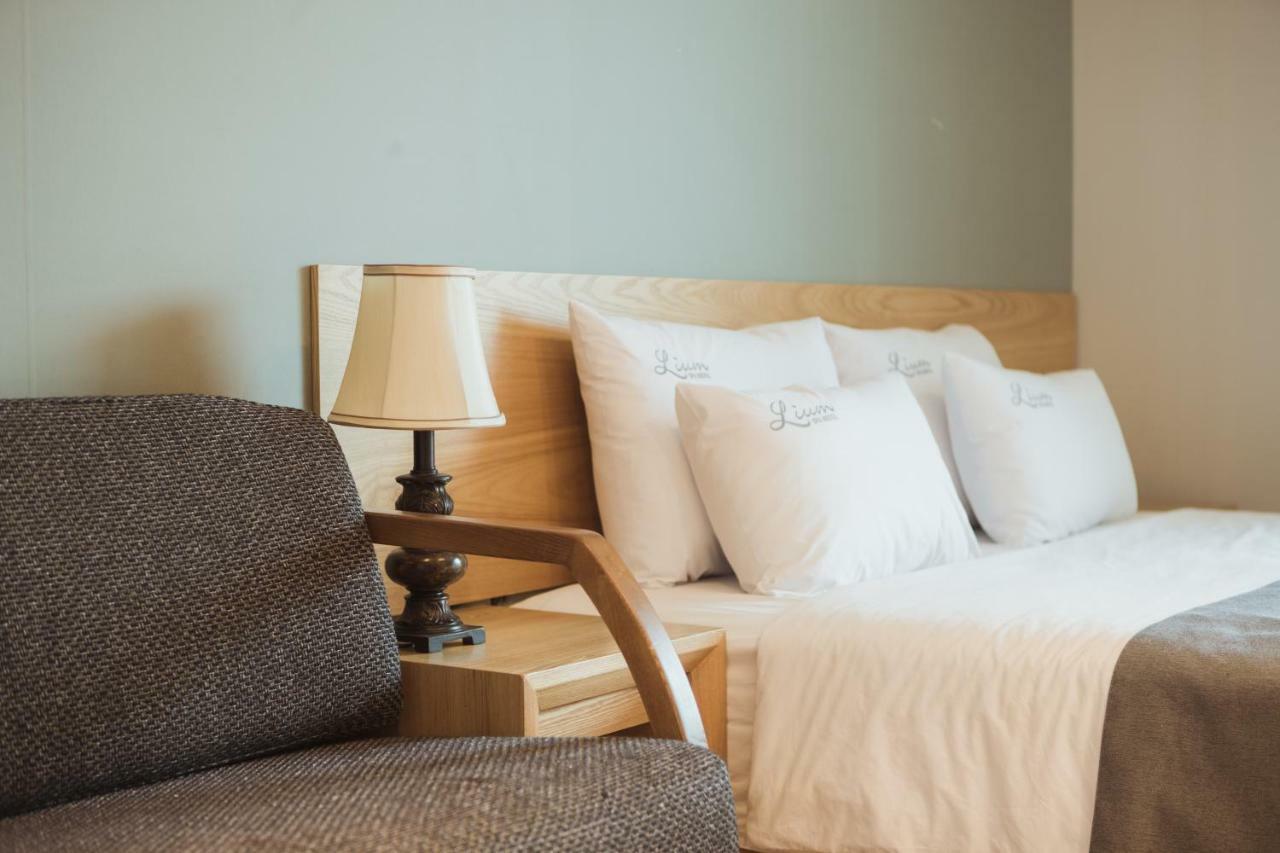 Lium Spa Hostel ヨス市 エクステリア 写真